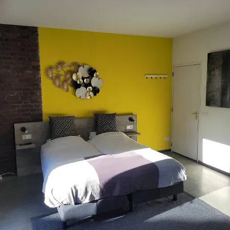 Het Wit Huys Bed & Breakfast Born