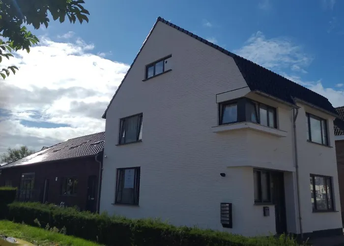 Het Wit Huys فندق مبيت وإفطار *